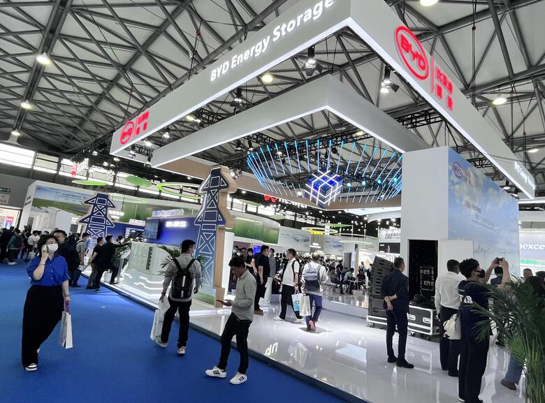 參展商該如何選擇展臺大??？展覽展臺搭建服務(wù)商幫您排憂解難